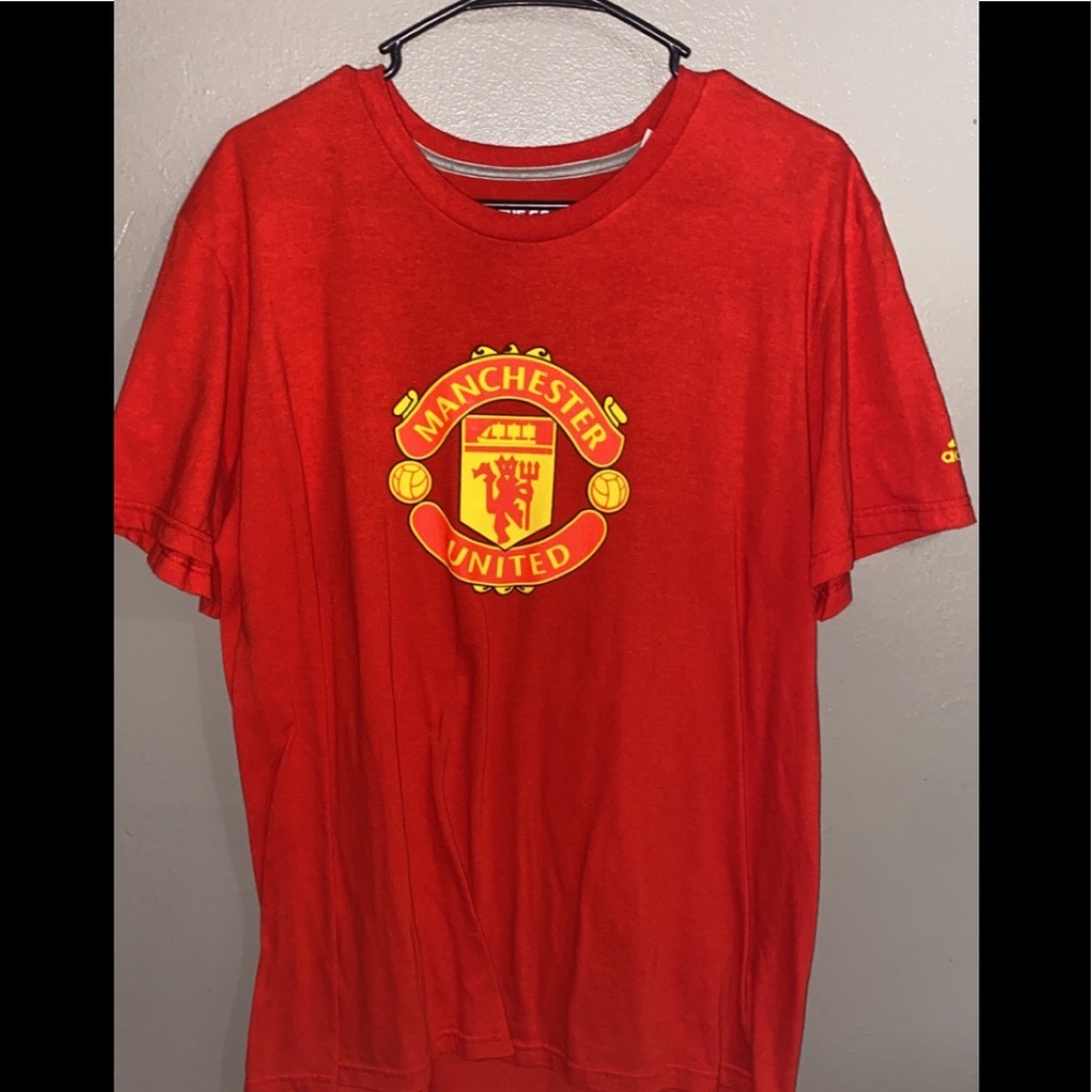 Manchester United adidas t-shirt